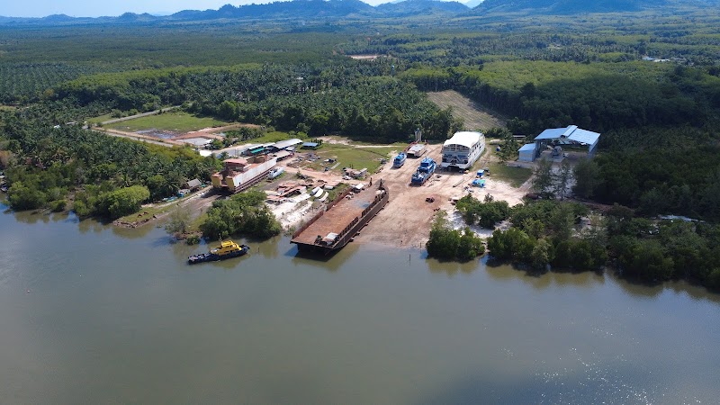 อู่เรือ ขุนสมุทร มารีน ชิปยาร์ด – main