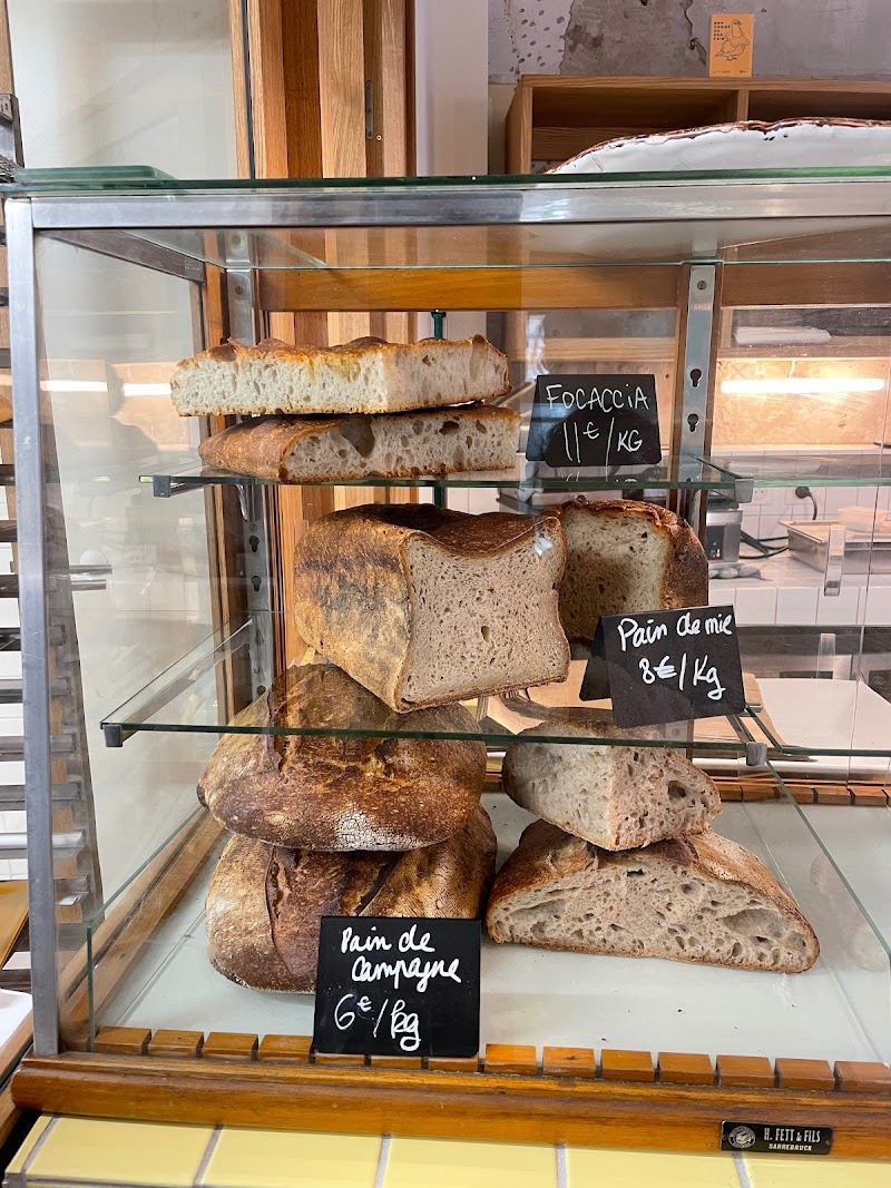 Petrin Couchette – main