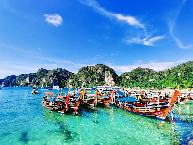 Ao Ton Sai Pier – main