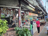 Go Benz Rice Porridge Phuket – main