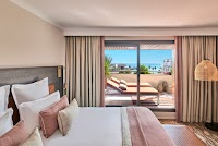 Hôtel Barrière Le Gray d'Albion Cannes photo 3