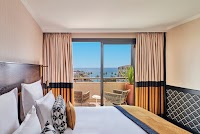 Hôtel Barrière Le Gray d'Albion Cannes photo 2