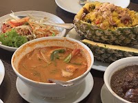 One Chun Cafe & Restaurant photo 4