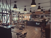 7VB Café – main