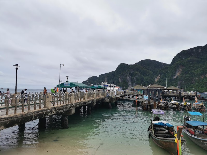 Ton Sai Pier Koh Phi Phi – main